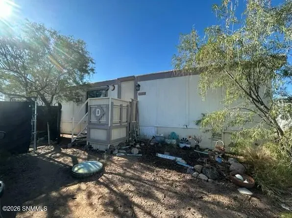 8330 Warm Springs Rd SE, Deming, NM 88030
