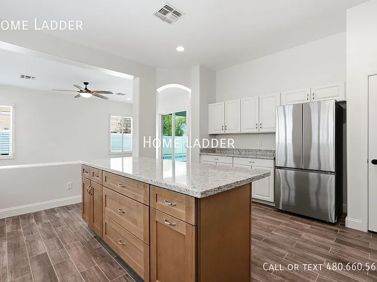 5080 S McClelland Dr — Photo 9