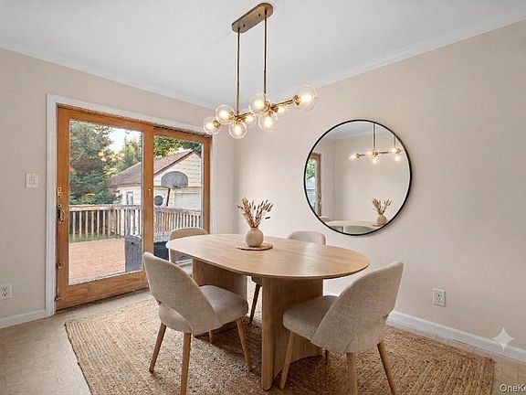 5th image of 320 Aster Road