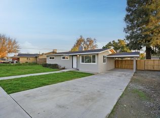 837 E Costner Street, Farmersville, CA 93223