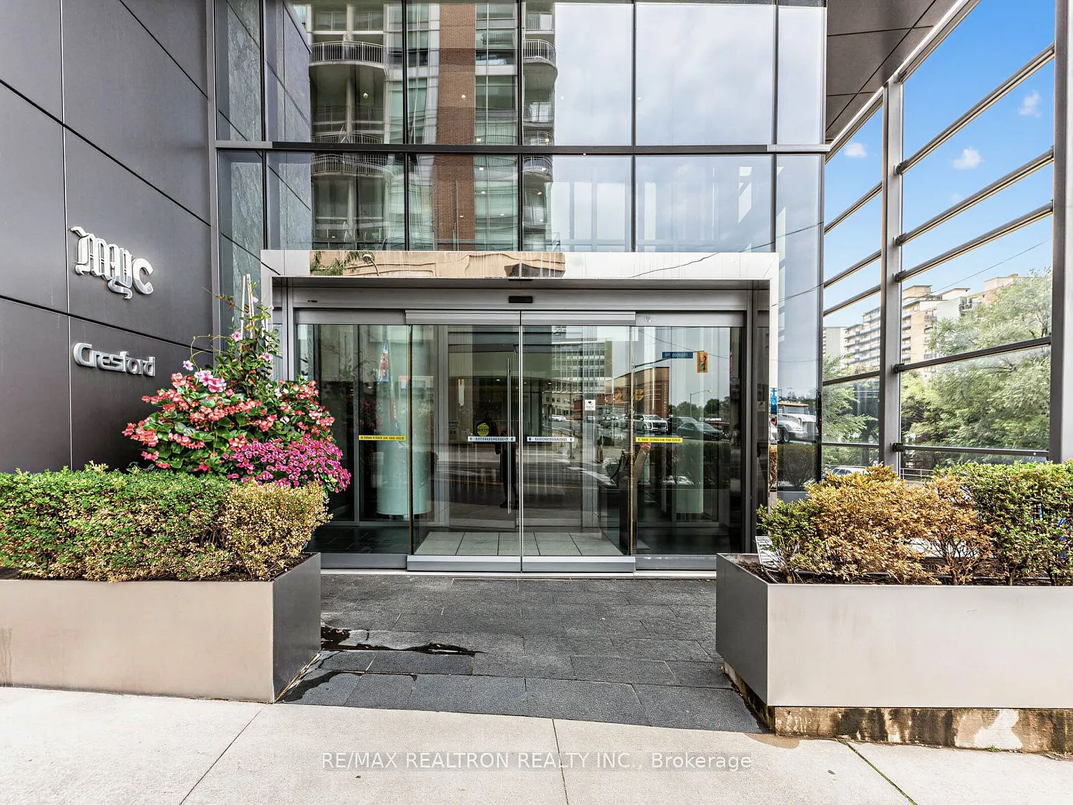2 bed, $3,900 — Photo 2