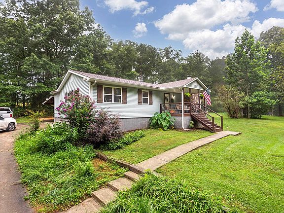 2nd image of 226 Homestead Ln
