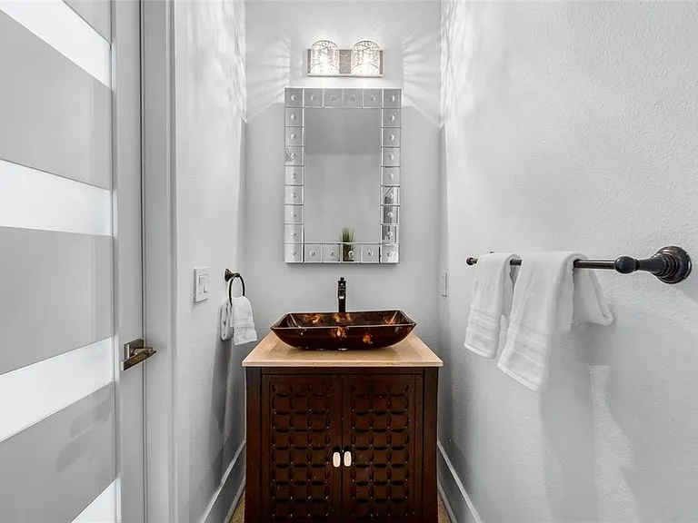 4802 W Beachway Dr — Photo 14