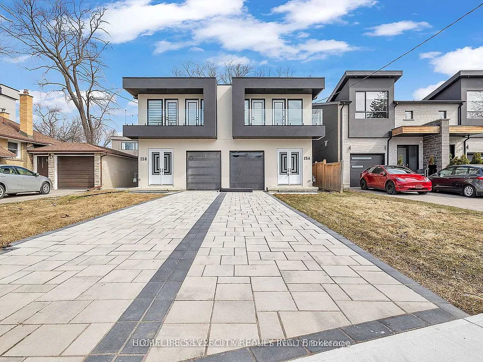 25 B Pine Ave N