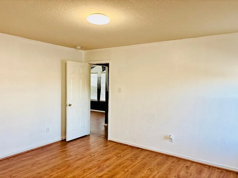 9947 Valance Way — Photo 29