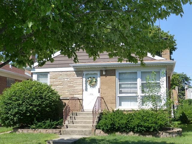 1st image of 716 Newcastle Ave