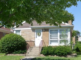 716 Newcastle Ave, Westchester, IL 60154