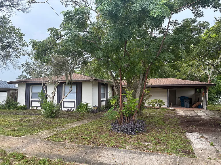 6494 Treehaven Dr — Photo 1