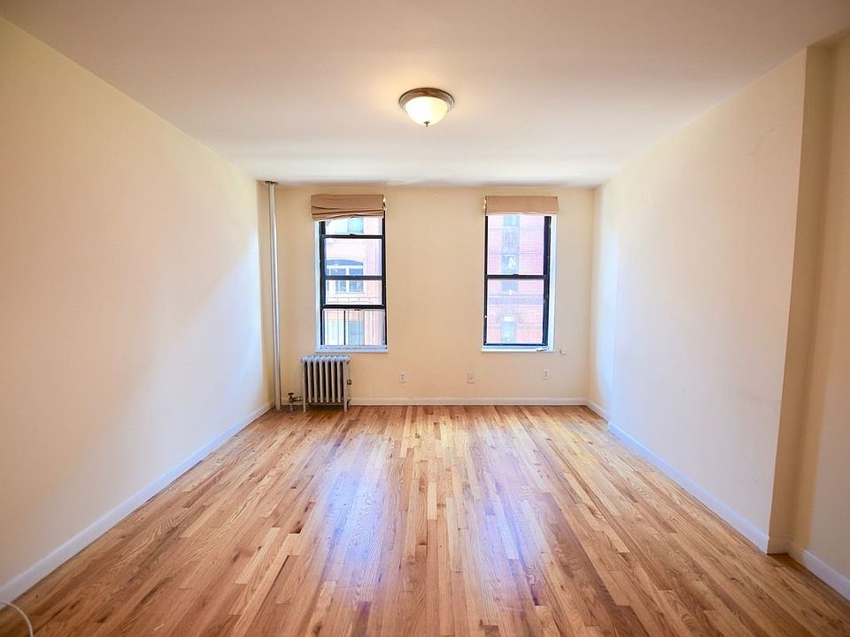 1st image of 147 Orchard St #8R