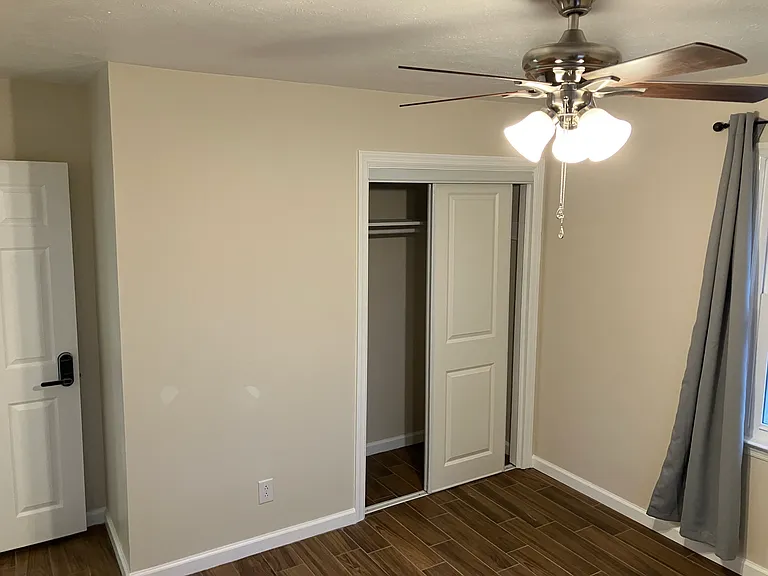 1521 Acacia Dr #1 — Photo 11