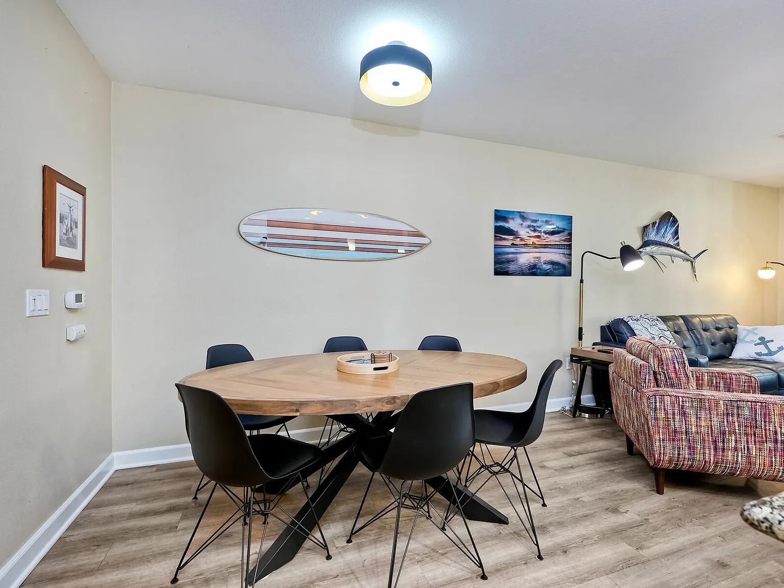 2 bed, 1057 sqft, $3,600 — Photo 3