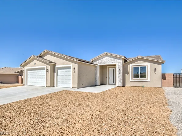 4980 Honey Locust Dr, Pahrump, NV 89061