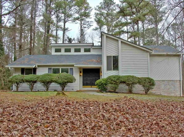 220 Devilla Trce, Fayetteville, GA 30214