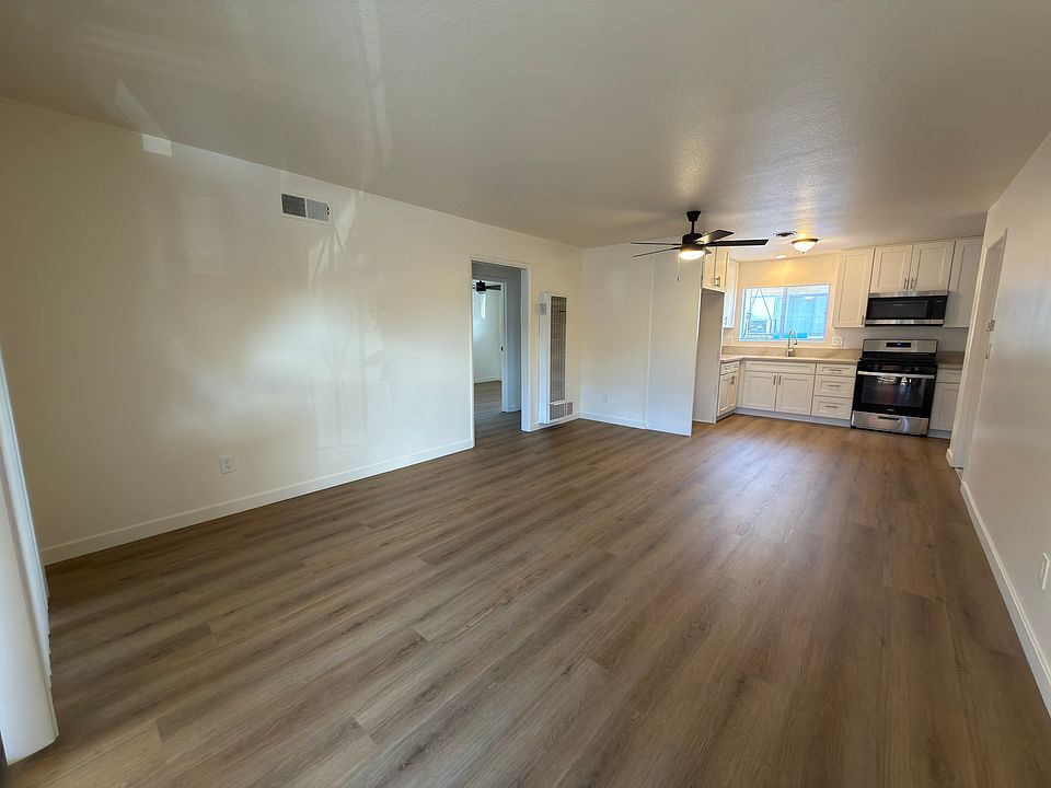 1st image of 318 S Bedford Rd #318