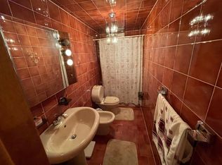 7122 71st St, Ridgewood, NY 11385