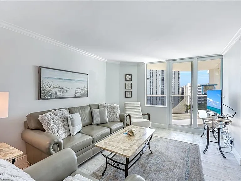 4041 Gulf Shore Blvd N #1108 — Photo 9
