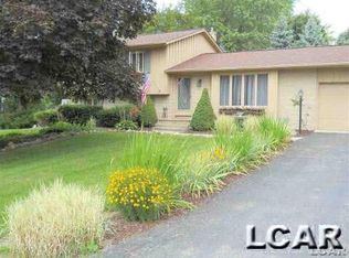 1120 Auborne Rd, Adrian, MI 49221