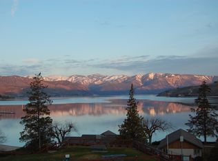 301 S 3rd St #6, Chelan, WA 98816