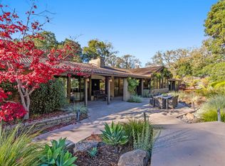 150 Grove Dr, Portola Valley, CA 94028