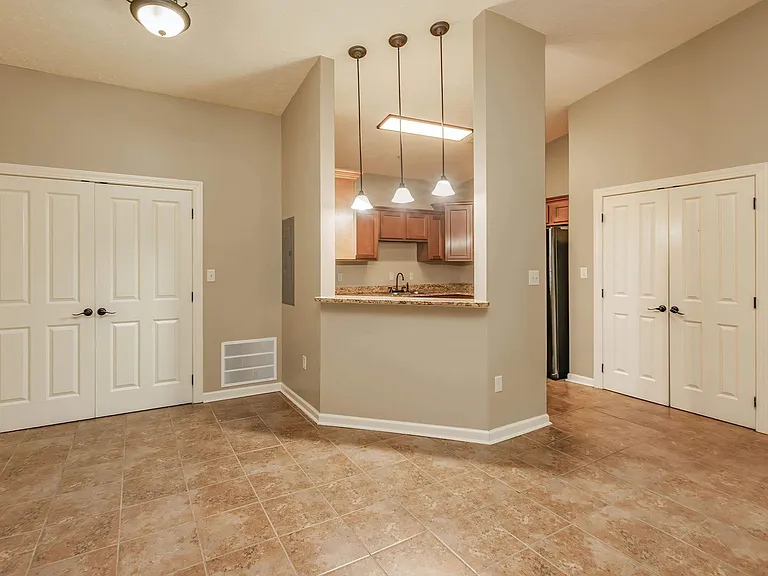 Stonewater Place Apartments — Photo 21