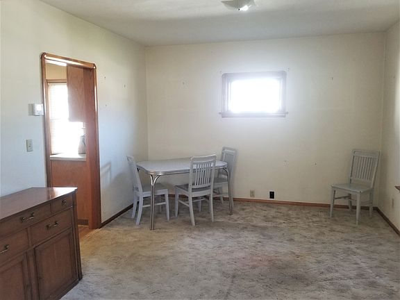 5th image of 4518 W 157th St