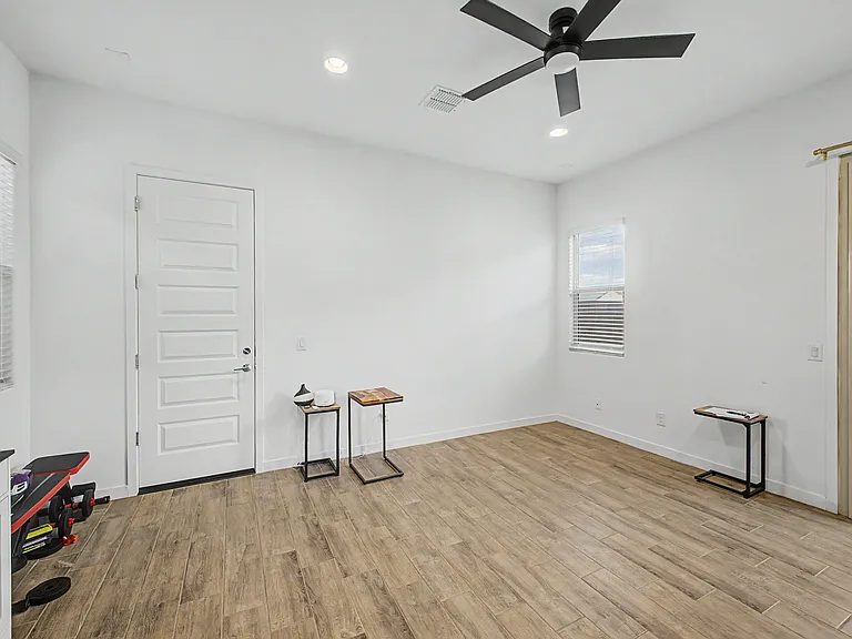 3825 W Buist Ave #1 — Photo 29