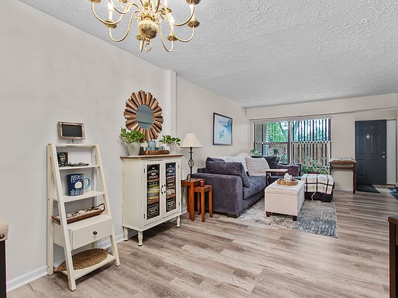 3rd image of 19313 Surrey Ln #50