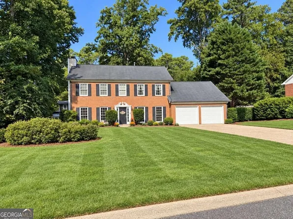 166 Knollwood Dr NW, Marietta, GA 30064