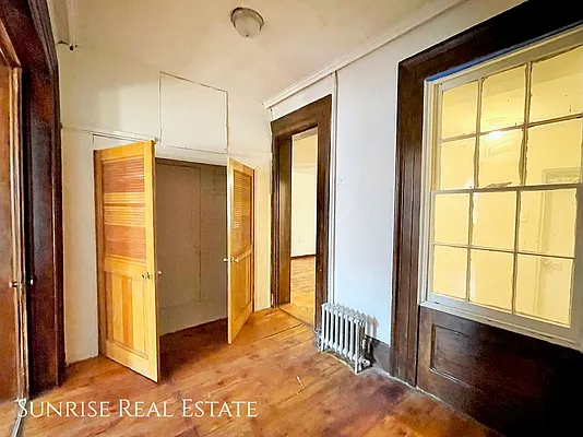 Rented by Sunrise Real Estate | media 7