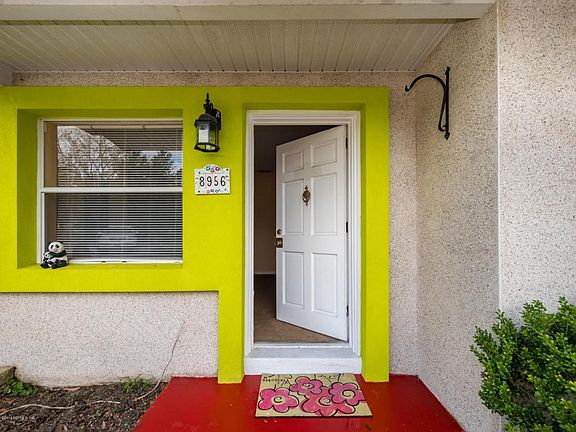 8956 MacArthur Ct S-2