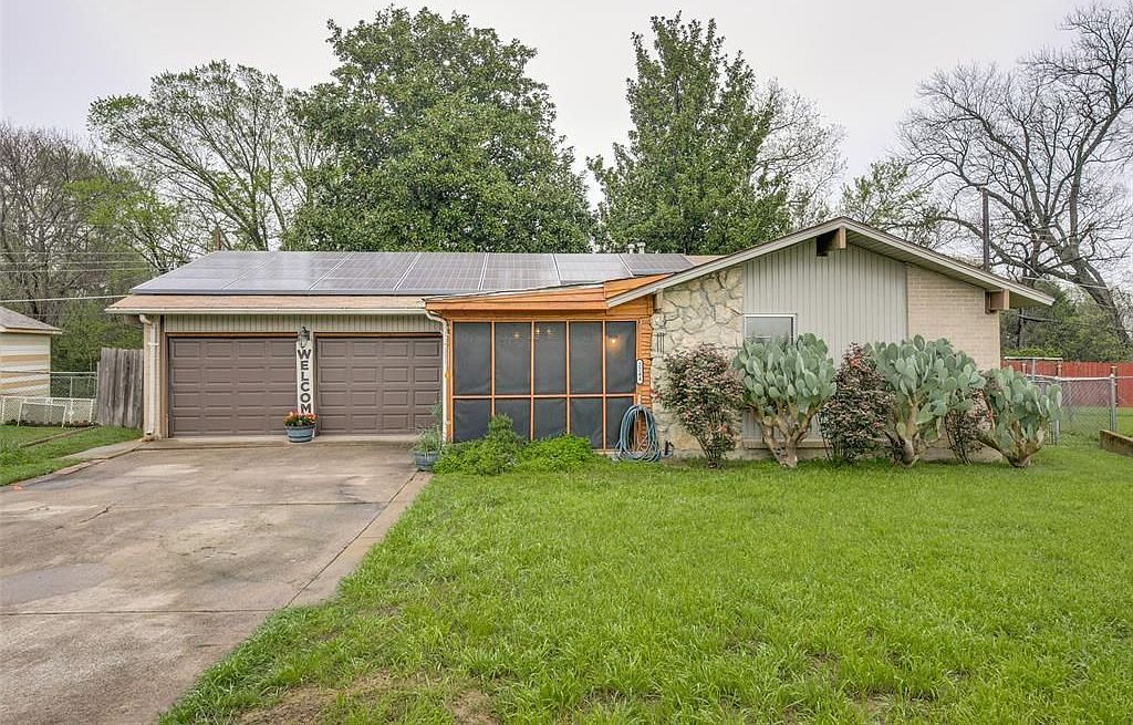 2244 Western Park Plaza Dr, Dallas, TX 75211 Zillow
