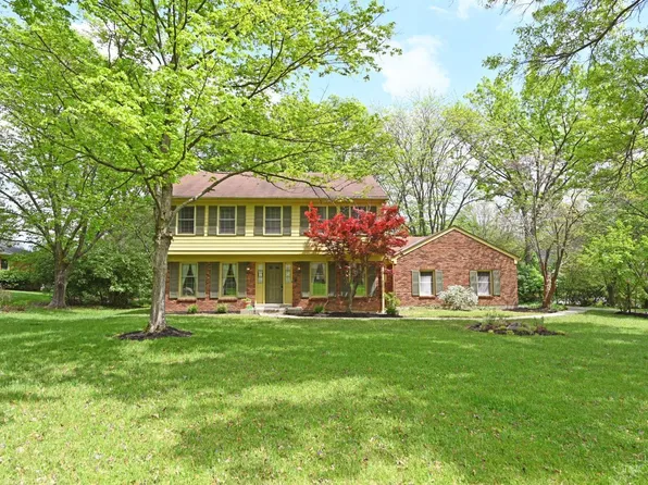 9874 Forestglen Dr, Cincinnati, OH 45242