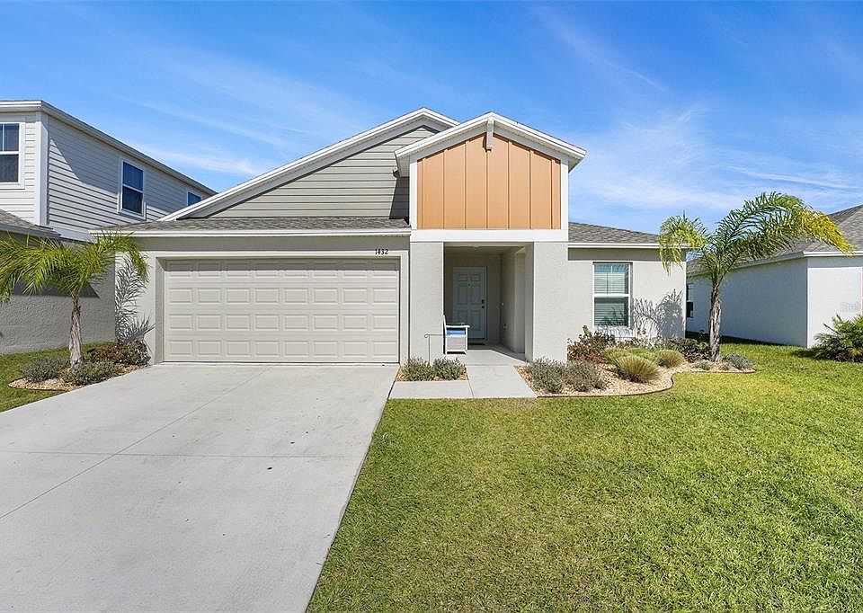 1st image of 1432 Axel Cir