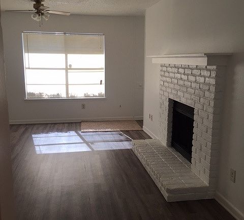 2nd image of 1723 Clearwood Dr