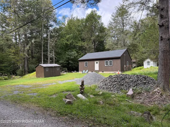 32 Laurel Ln, Albrightsville, PA 18210