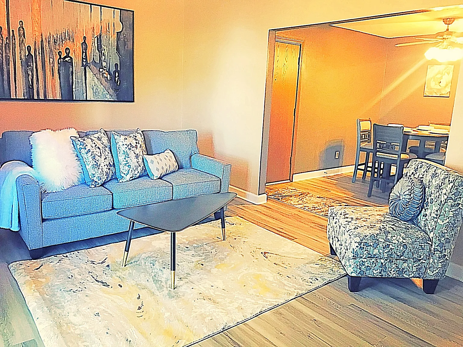 2 bed, 1000 sqft, $1,250 — Photo 2