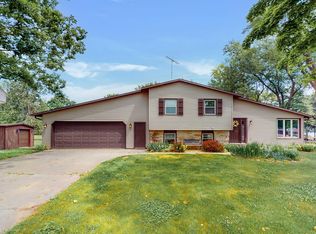 9402 Saint Bernadette Rd, Suring, WI 54174