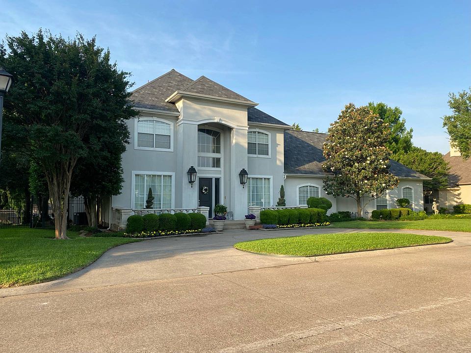 1st image of 912 Ironwood Dr
