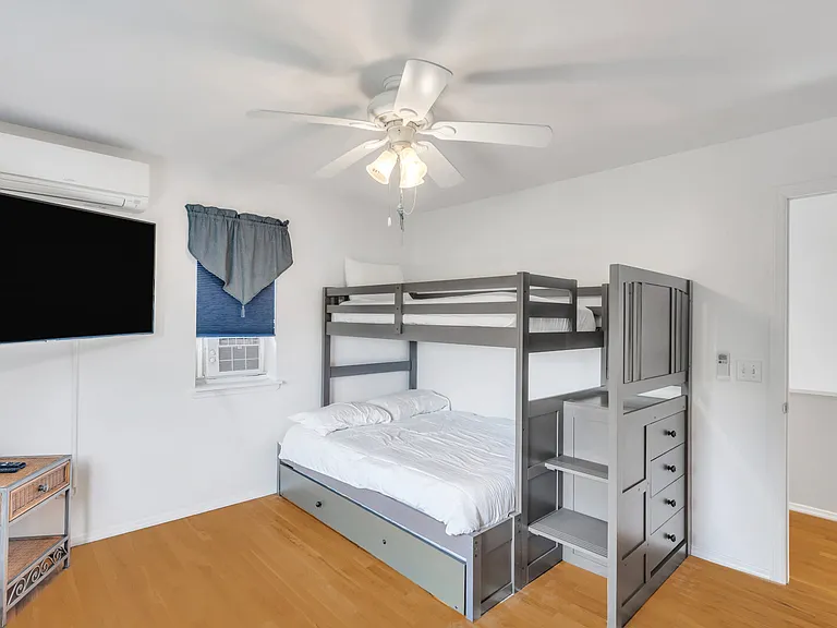 11 Georgia Pl — Photo 16