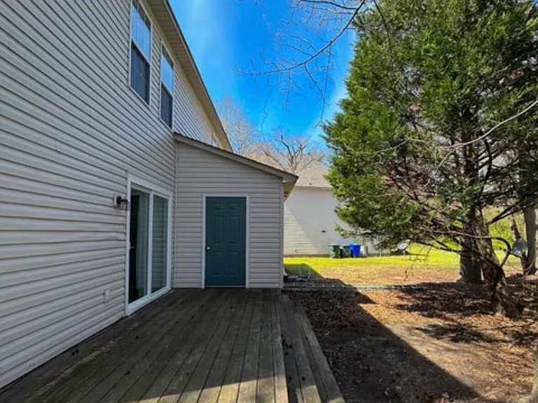 4205 Williamsbrook Ln #B — Photo 3