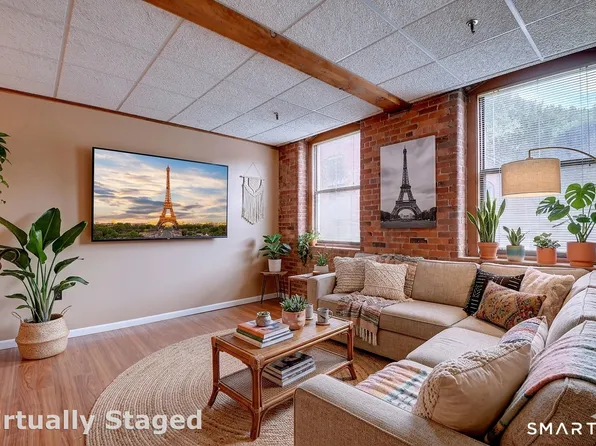 222 Williams Street East #108, Glastonbury, CT 06033