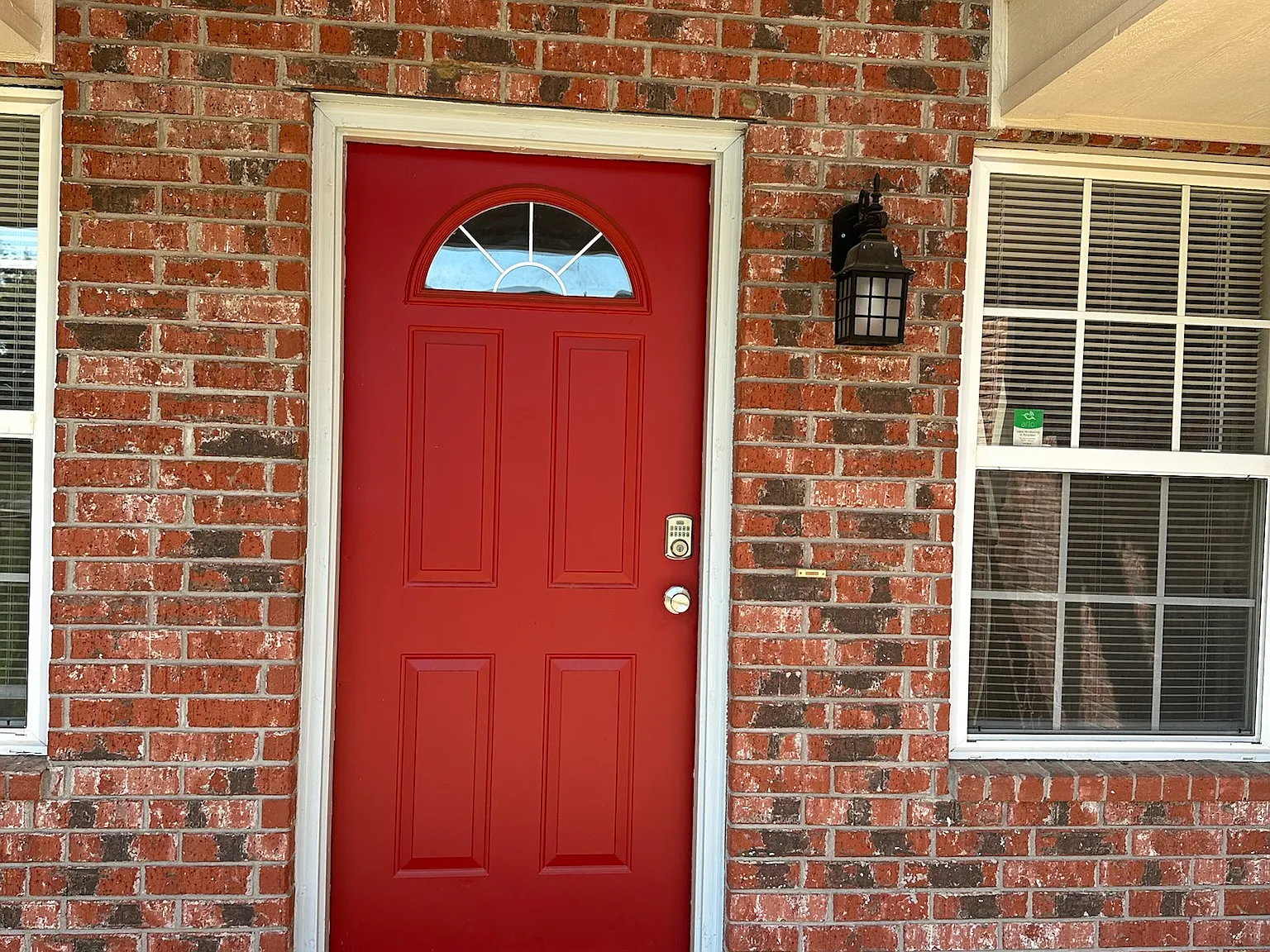 3 bed, 1350 sqft, $1,500 — Photo 3