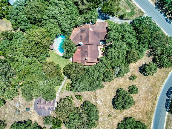 2nd image of 8135 Ridge North Dr