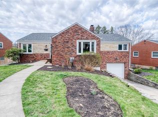 990 Redwood Dr, Pittsburgh, PA 15234