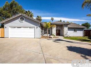 111 Smilax Rd, Vista, CA 92083