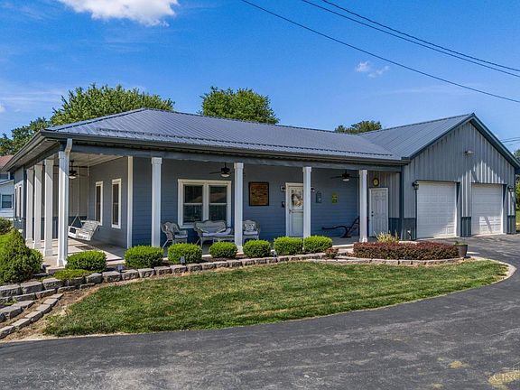 2nd image of 80 Circle Dr