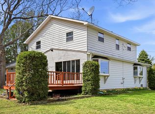 5585 Sunny Slope Rd, Egg Harbor, WI 54209