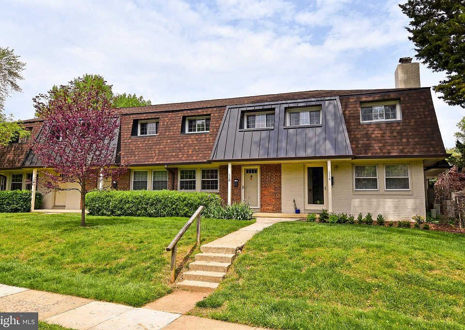 1st image of 118 S Virginia Ave #18