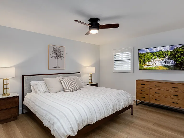 9106 Mockingbird Dr — Photo 11