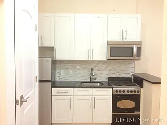 Rented by Living New York